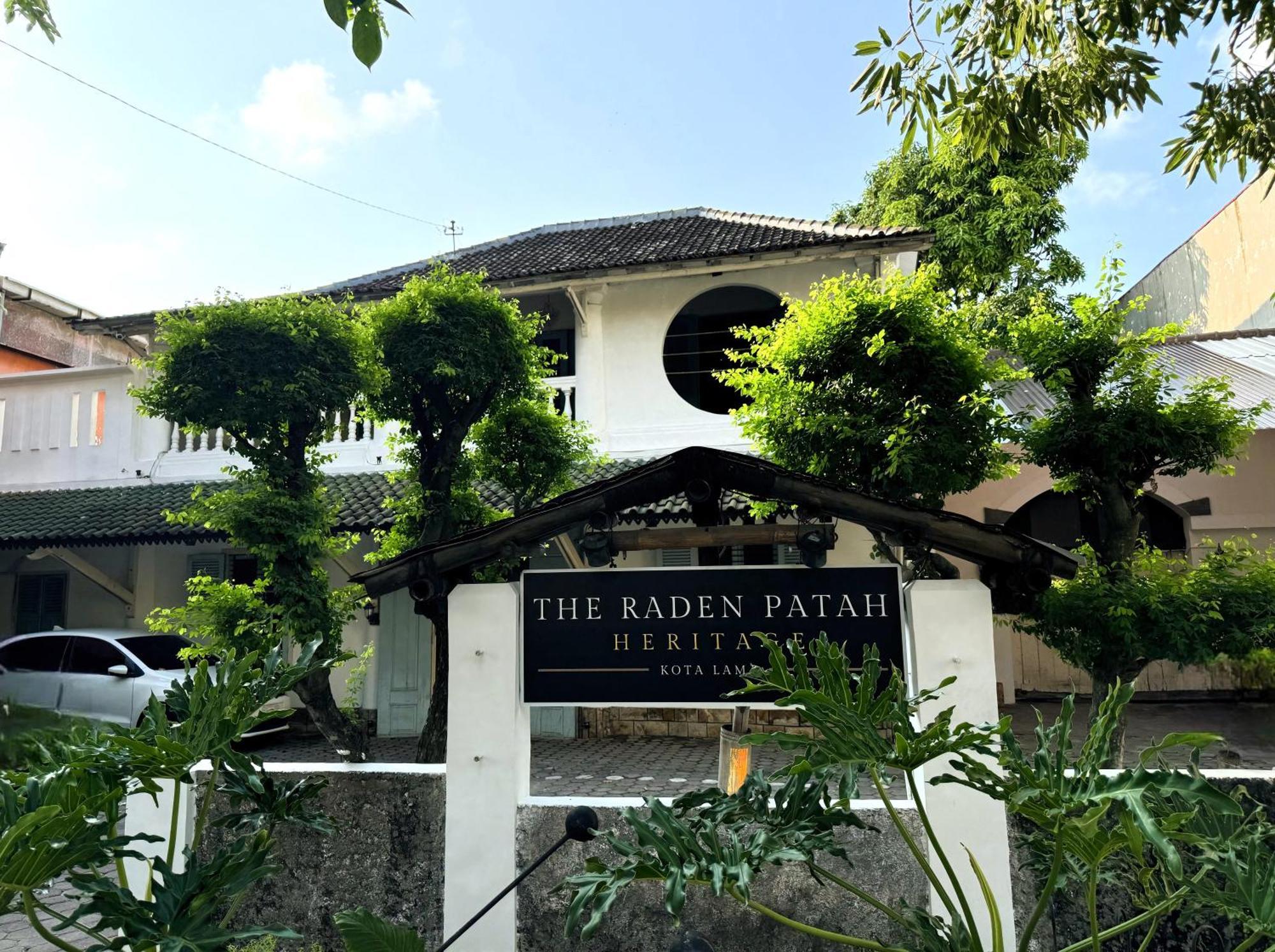 The Raden Patah Heritage Kota Lama Semarang Exterior foto